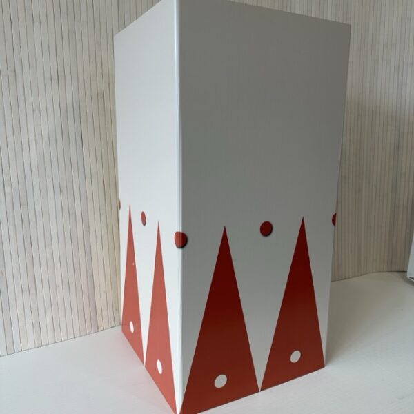 Circus Cake Plinth (Outlet)