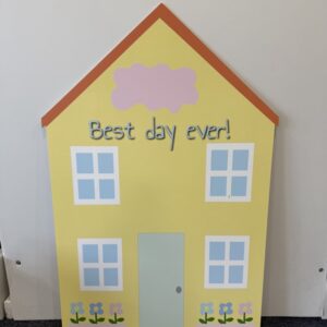 Yellow House Cutout (Outlet)